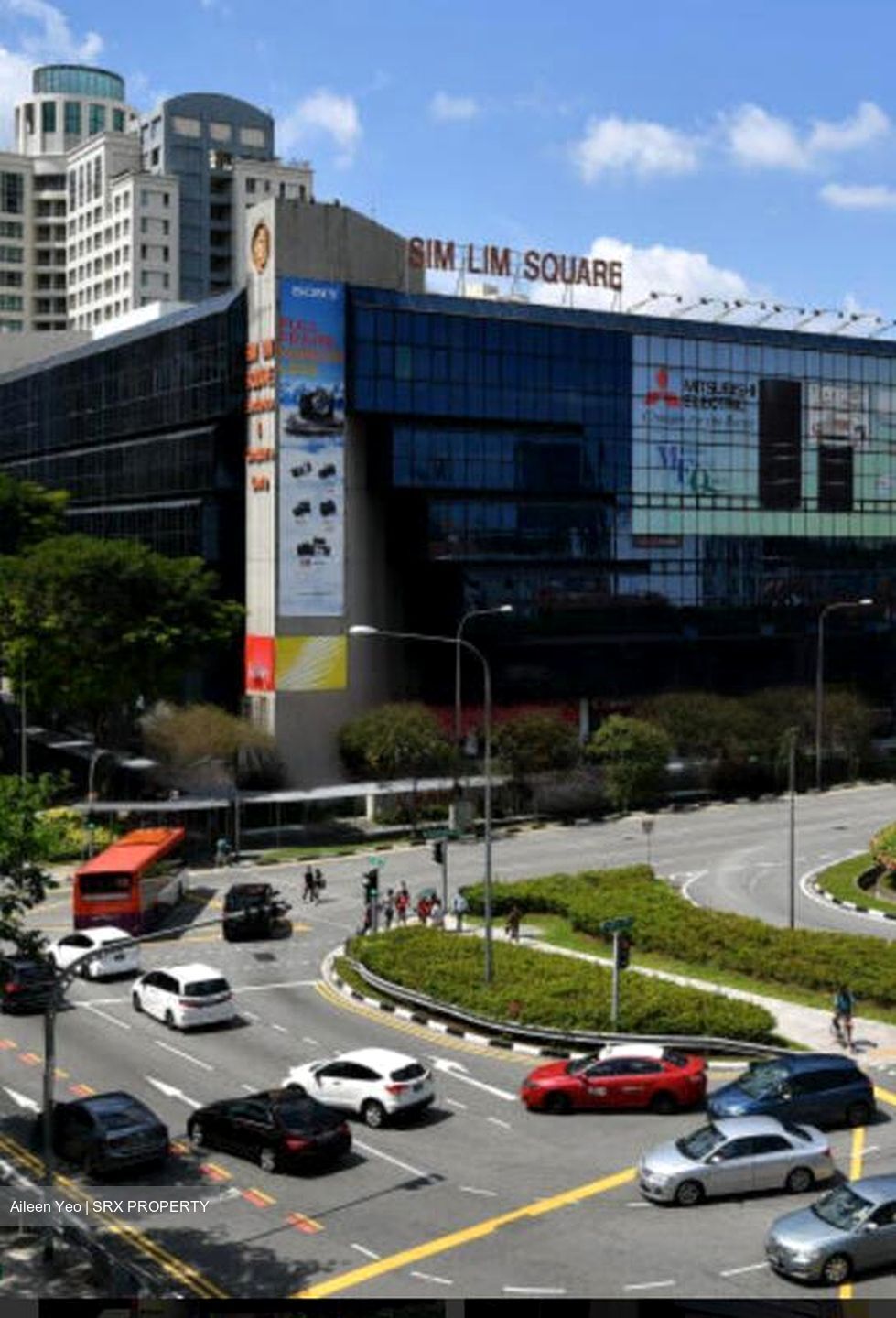 Sim Lim Square (D7), Shop House #454351321